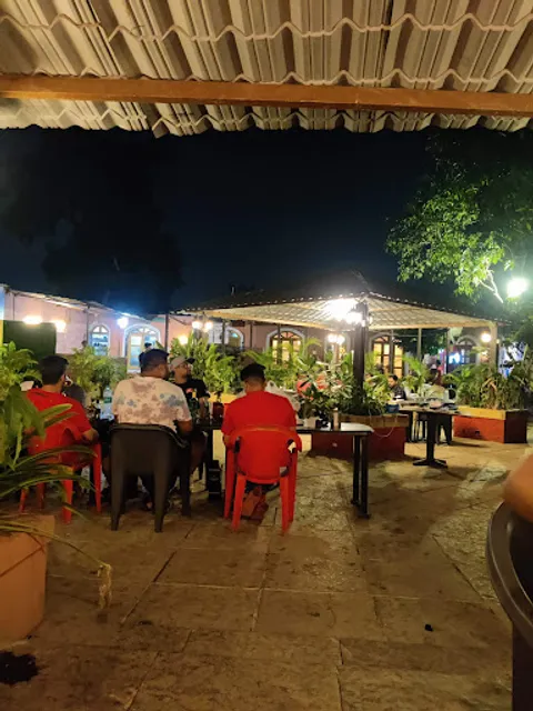 Gaarva Garden Resto & Bar