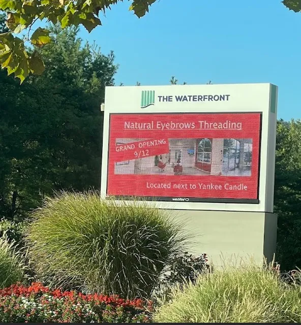 Natural Eyebrows Threading - Waterfront Branch