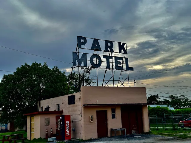 Park Motel