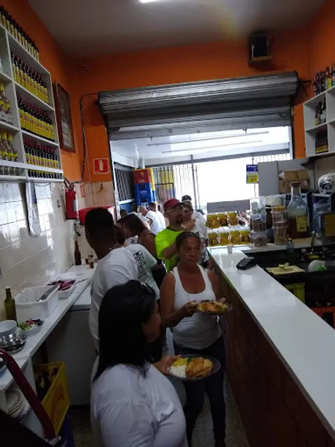 R & R Lanchonete E Restaurante