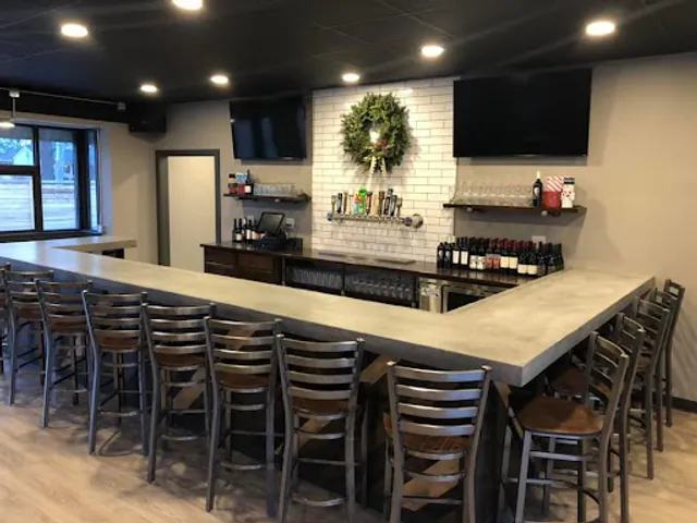 The Local Tap - Craft Kitchen & Alehouse