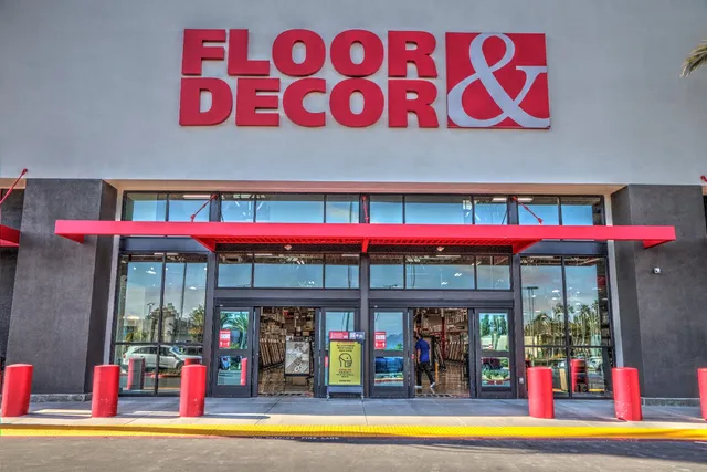 Floor & Decor