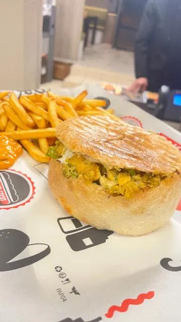 L'escale Des Delices