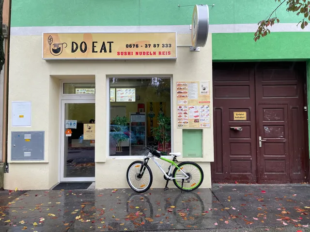 Do eat Sushi Nudeln Reis