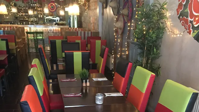 Pieno-Lleno Restaurant