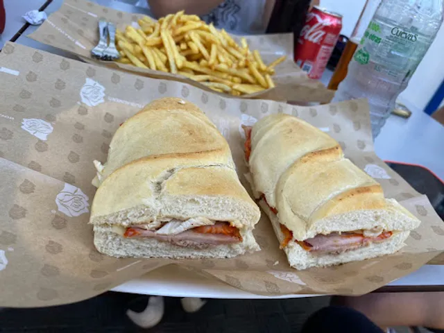 Bocatería Algo Así