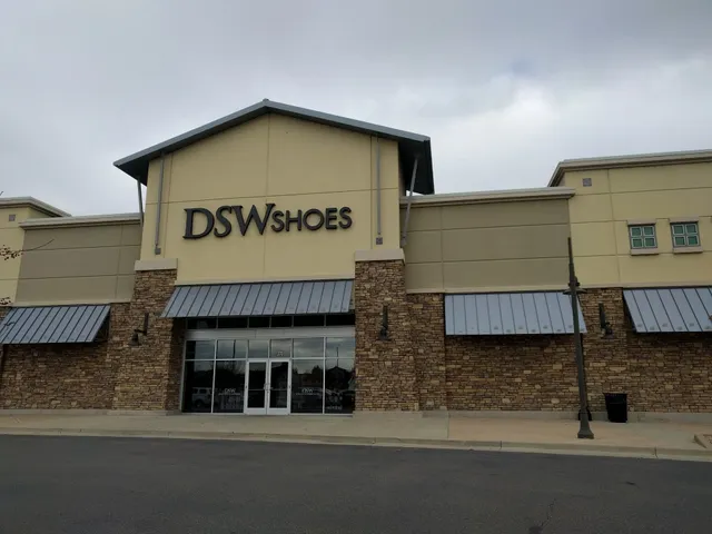 DSW Designer Shoe Warehouse