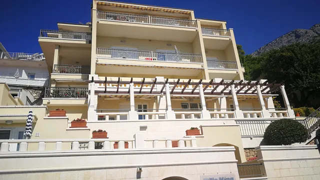 Villa King Apartments