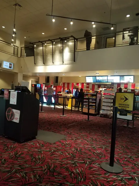 AMC CLASSIC Cascade Mall 14