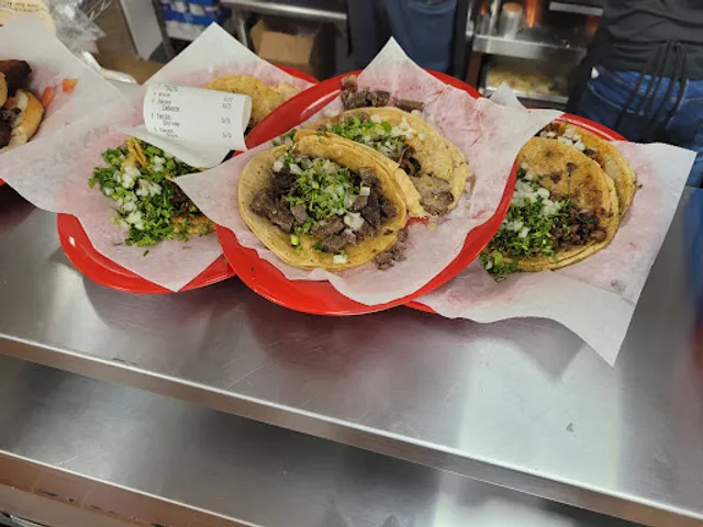Tacos El Cunado 44th ST