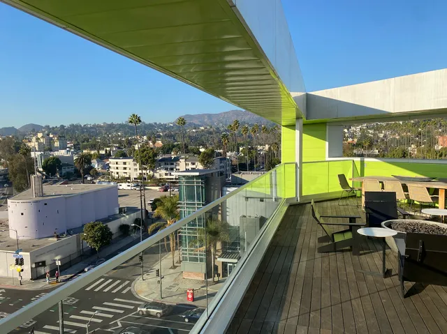 Fusion Hollywood Apartments