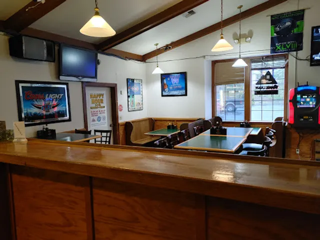 Gentlemen Gene's Pub