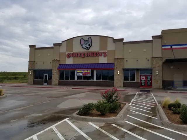 Chuck E. Cheese
