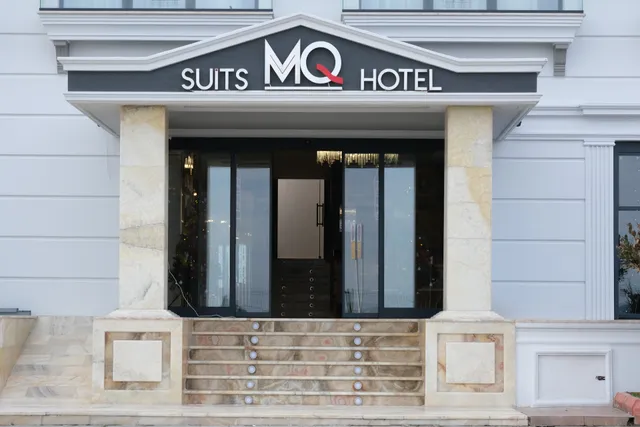 MQ Hotel Suites
