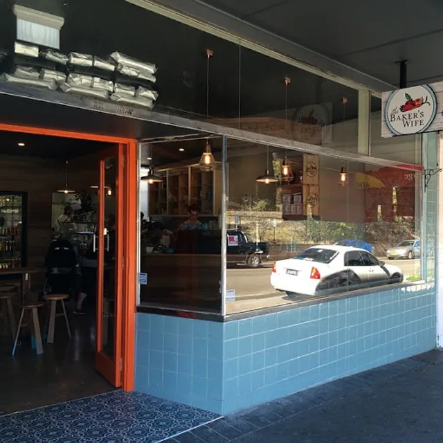 The Baker's Wife Juicery & Salad Bar