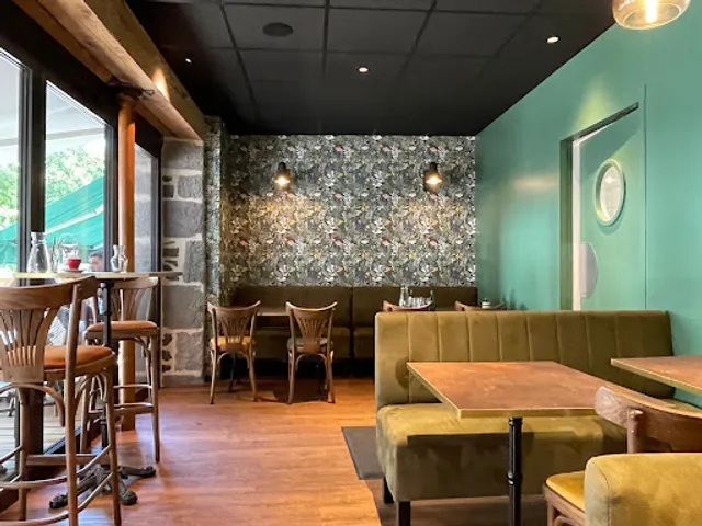 Café De l'Hôtel De Ville