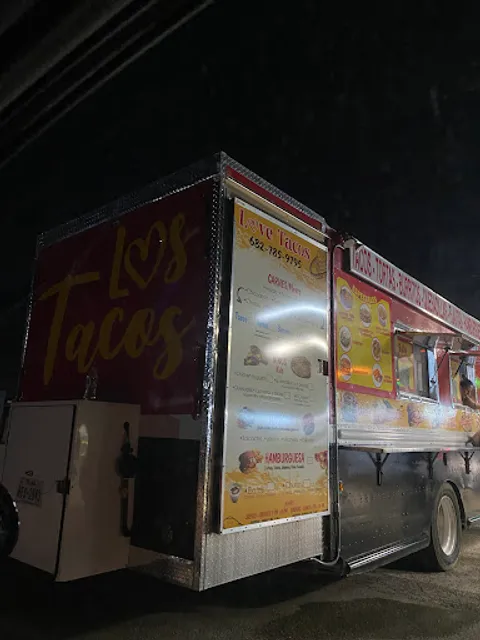 Los Tacos