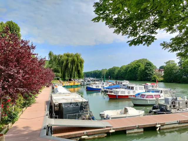 Marina of Joinville-le-Pont