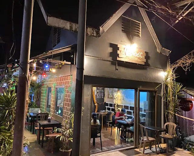 Nameet Bar and Restaurant