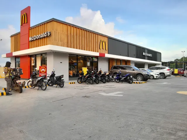 Mcdonald's Kawit