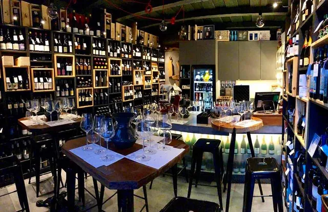 Polek | Vinoteka in Wine Bar Maribor