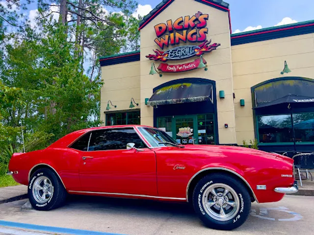 Dicks Wings and Grill Fleming Island, FL