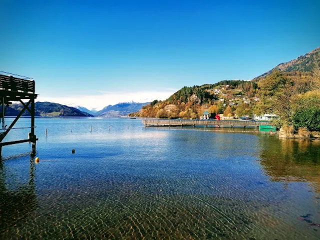 Strandbad Sittlinger – Restaurant & Wassersportaktivitäten & Bootsverleih