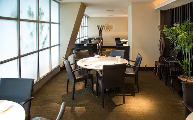 Chinese Restaurant Toh-Lee