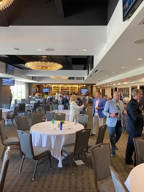 Starting Gate Suites