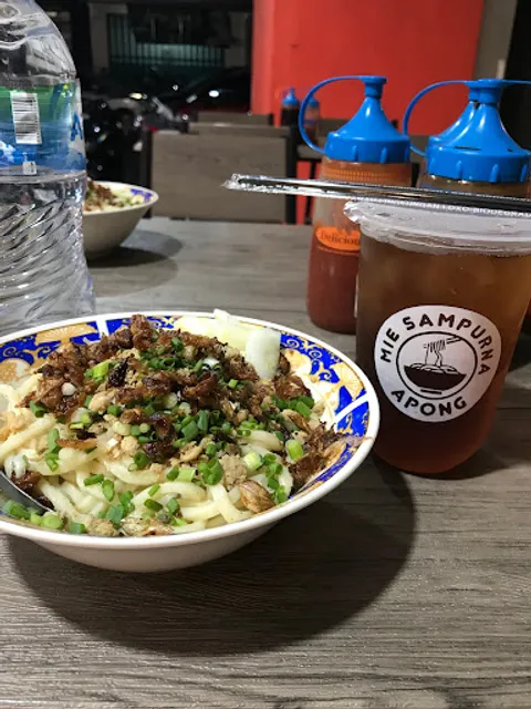 Mie Apong Sampurna-Mastrip