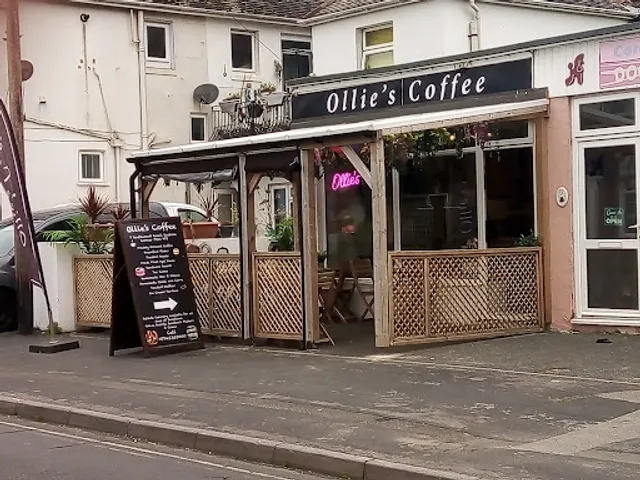Ollie’s Coffee