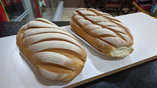 Panificadora e Confeitaria Andrade