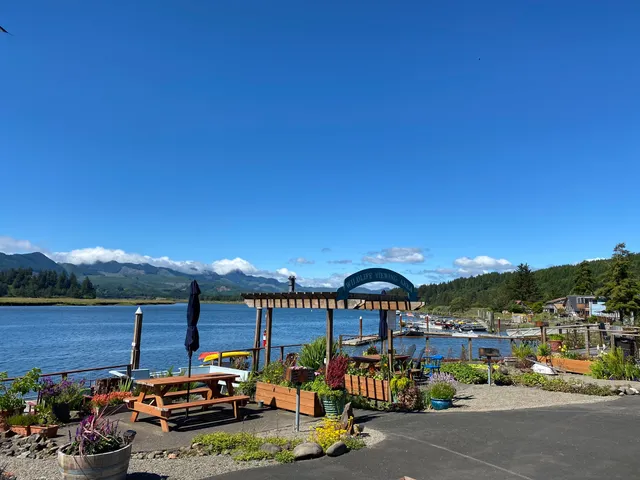 Wheeler on the Bay Lodge