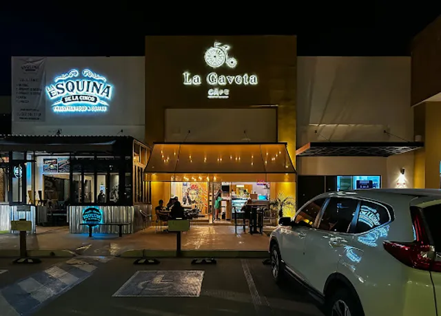 La Gaveta Café