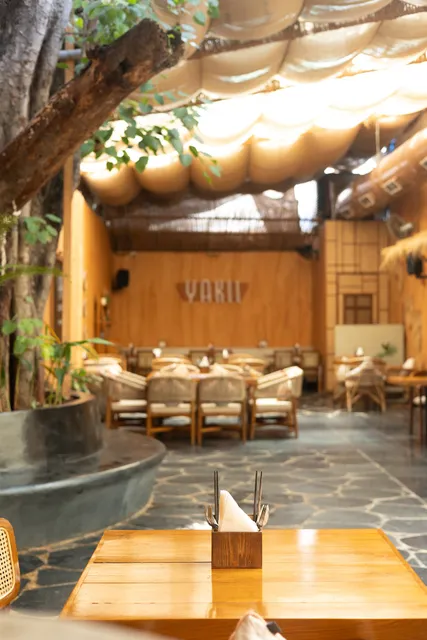 Yakii | Asian Restaurant | Sushi | Dimsums | Cocktails | Brunch