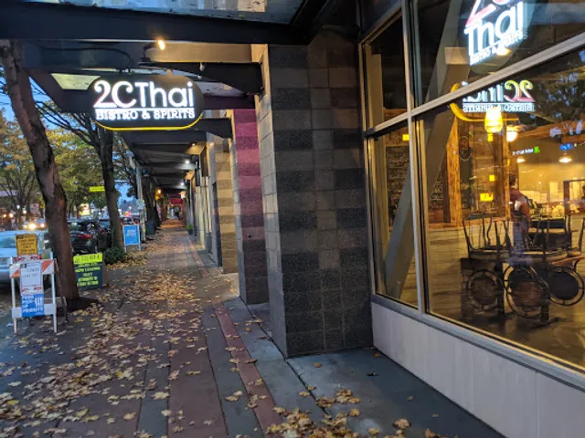 2CThai Bistro & Spirits