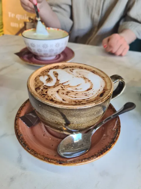 Abolengo Coffee & Brunch Sur