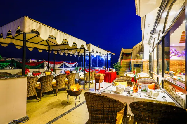 Hotel Pabera Rooftop Restaurant