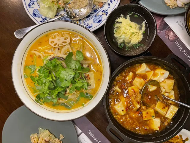 시추안하우스 압구정점