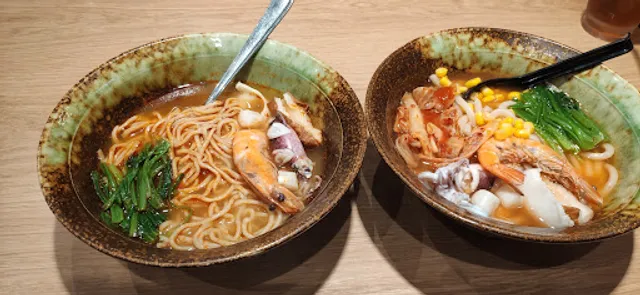 KOHAKU RAMEN & UDON - CRESCENT MALL