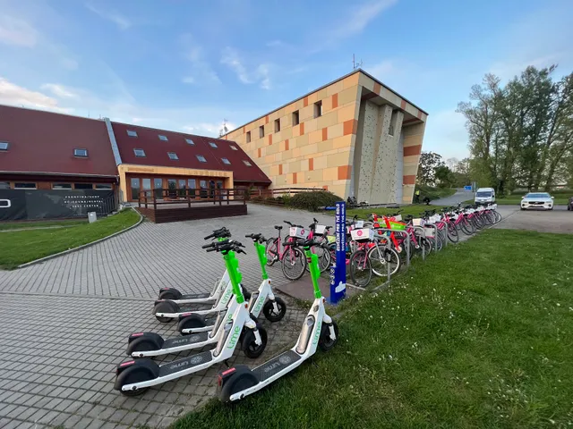 Loděnice Praha Troja