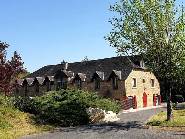 Logis Hôtel Auberge de Cartassac