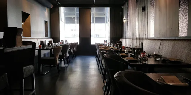 Mo-Jo sushi en grill Japanese kitchen