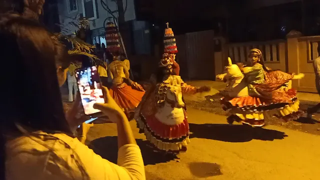 Brooke Bond Bus Stop