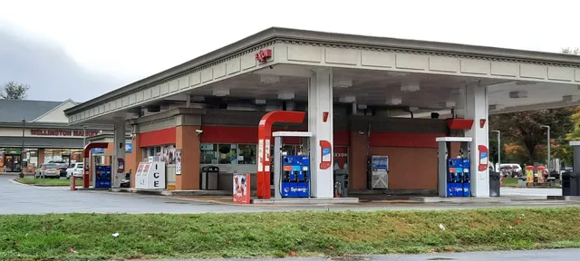 Wellington Square Shopping Center