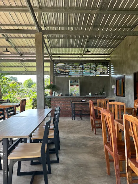 The Lake View Restaurant & Kayak-คลองหรูด