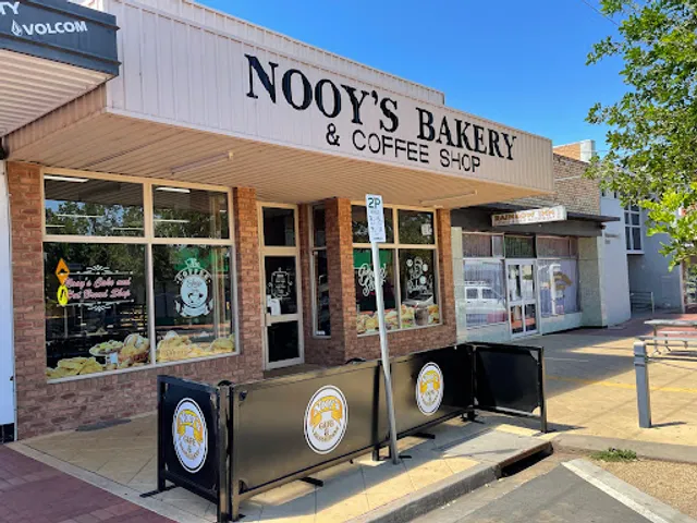 Nooy's Bakery & Coffee Shop