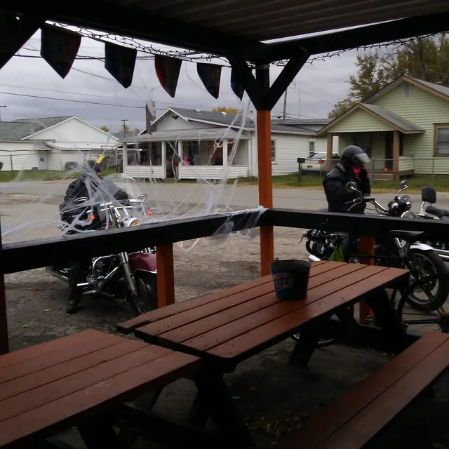 Walt's Lil Triangle Muncie