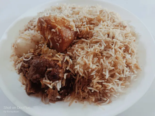 বাঙাল বাড়ি - Bengali Cuisine & More