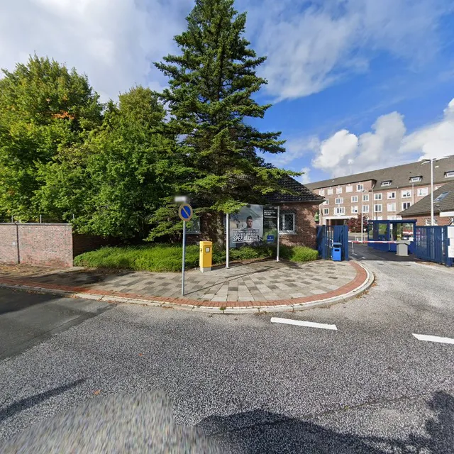 Bäckermeister Haferkamp (im EDEKA Rewerski)